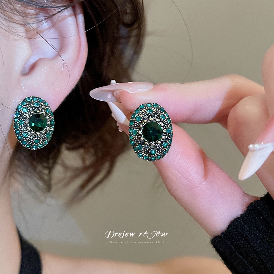 ต่างหูรูปไข่Vintage Emerald สีเขียว กับคริสตัล Rhinestone สไตล์เรโทร เสริมความสวยงามอย่างแฟชั่น