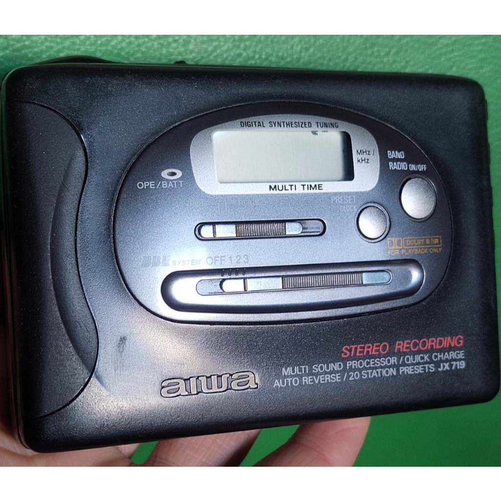 AIWA jx719, เครื่องวอล์คแมนแบบเทปคาสเซ็ตซ่อมสนิทฟังก์ชั่นทั้งหมดปกติ