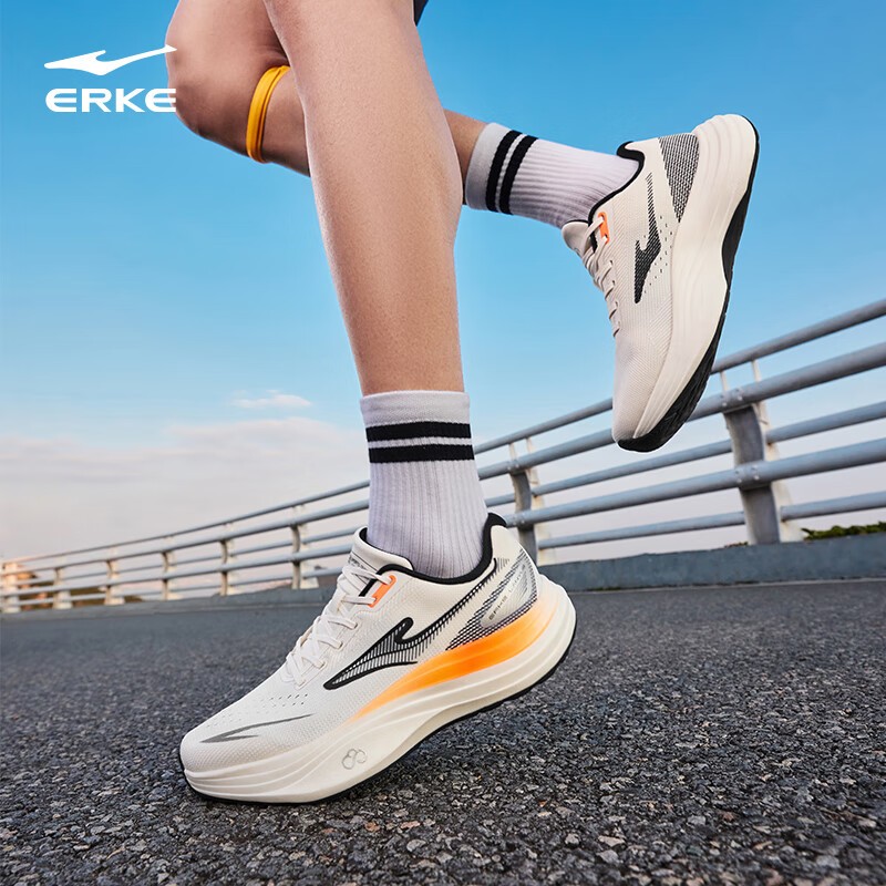 ERKE Running Shoes [Lanyue] รองเท้าวิ่งสำหรับผู้ชาย ที่มีการดูดซับแรงกระแทกดีเยี่ยมและให้การตอบสนองท