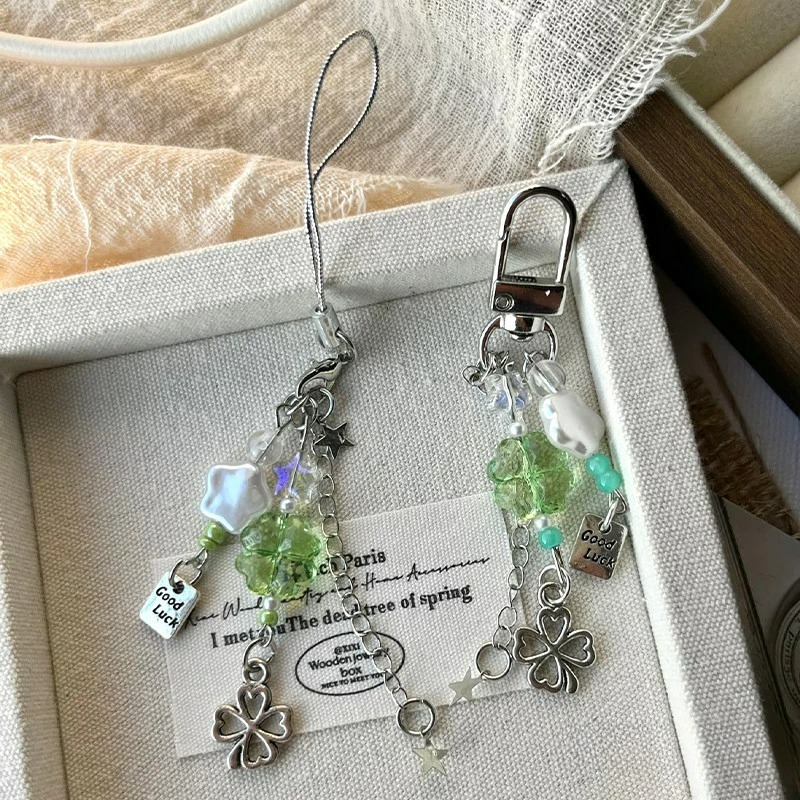 โชคดีสี่ใบโคลเวอร์ห่วงโซ่โทรศัพท์ลูกปัดเชือกเส้นเล็กกระเป๋ากล้องจี้