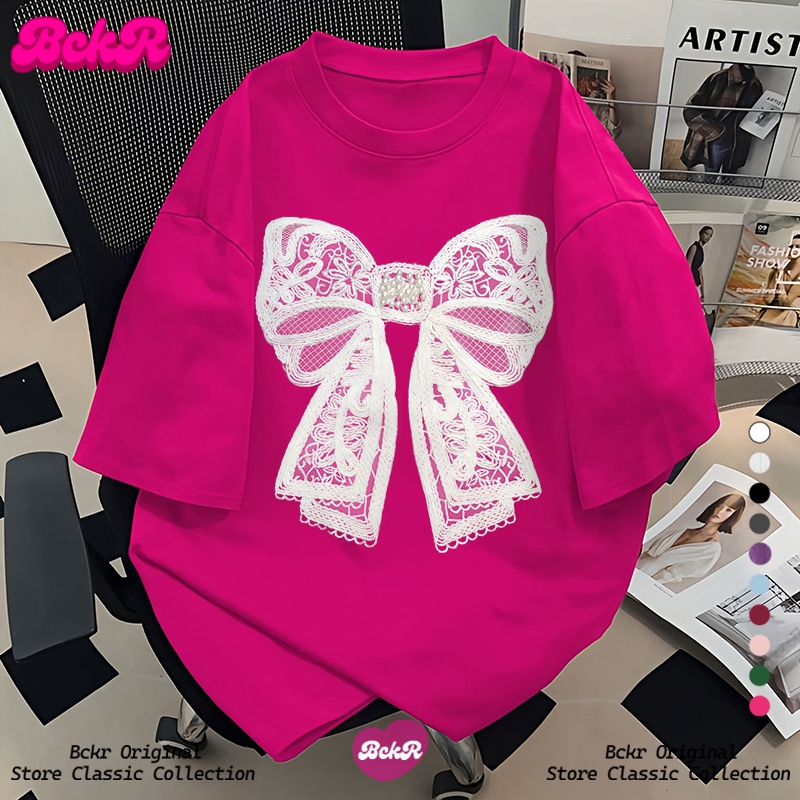 【จัดส่งตลอด 24 ชั่วโมง】🔥BCKR สไตล์พรีพี ลายโบว์ คอกลม เสื้อ🎀ชุดหน้าร้อน oversize เสื้อผญ เสื้YG825