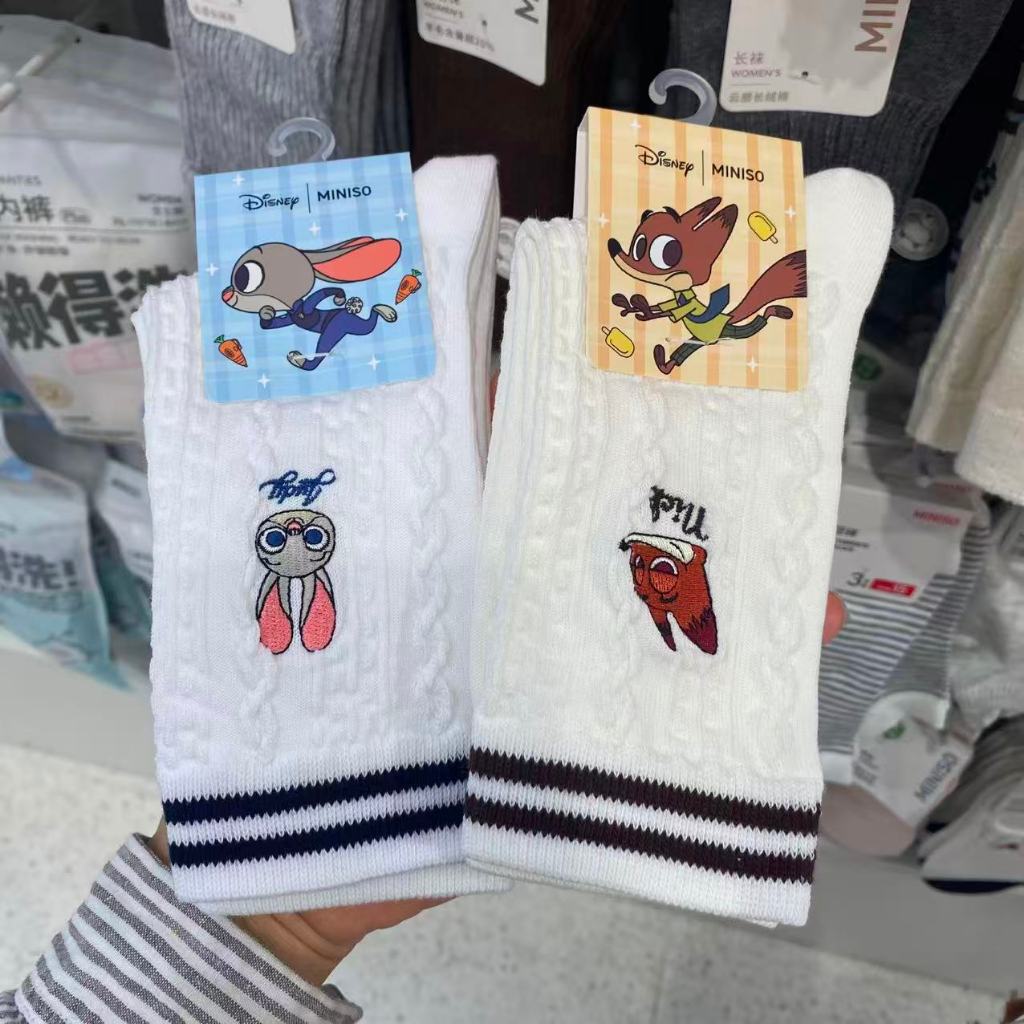 ถุงเท้าลายสัตว์น่ารัก MINISO ZOOPEDIA ราคา ถูกที่สุด ดีลบีเคเค