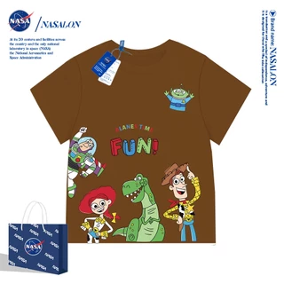 NASA เสื้อยืดเด็ก ผ้าฝ้าย 100% เสื้อยืดเด็กแขนสั้น สีขาว ลายการ์ตูนบัซ ไลท์เยียร์ ใส่สบาย ทรงหลวม ระบายอากาศดี