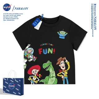 NASA เสื้อยืดเด็ก ผ้าฝ้าย 100% เสื้อยืดเด็กแขนสั้น สีขาว ลายการ์ตูนบัซ ไลท์เยียร์ ใส่สบาย ทรงหลวม ระบายอากาศดี
