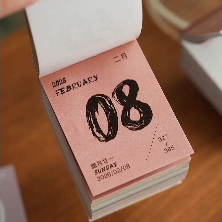 ไดลี่|2026 ธรรมดาหมายเหตุลานปฏิทิน365วันสก์ท็อปปฏิทินตั้งโต๊ะเครื่องประดับนาฬิกาการ์ด สมุดบันทึก ปฏิทินรายเดือนคู่มือตกแต่งโต๊ะปฏิทินหน