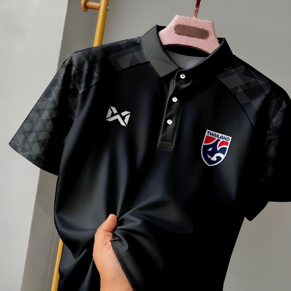 เสื้อโปโลสีดำ ทีมชายทีมชาติไทยรุ่นผู้ชายผ่อนปรนเสื้อยืดกีฬาแห้งเร็วแขนสั้นนุ่มสบายและระบายอากาศ