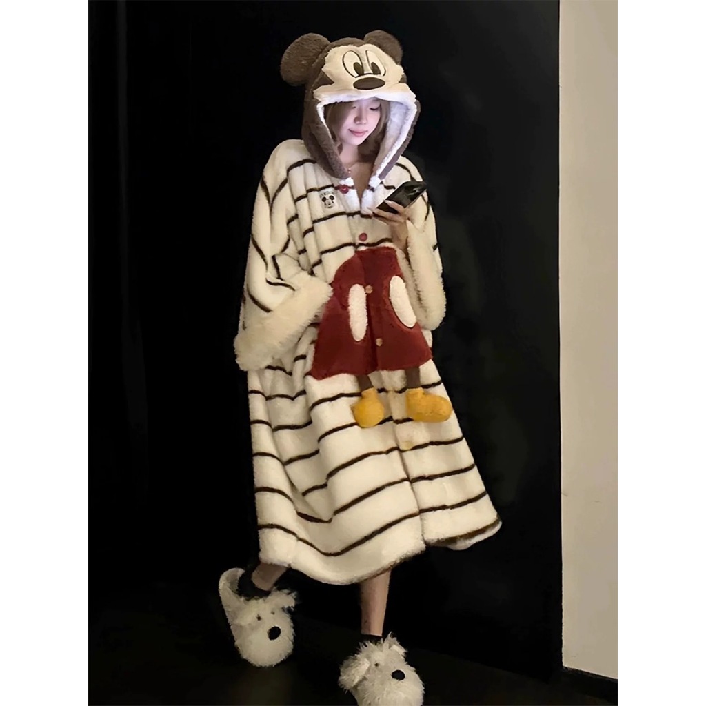 Sabai Glow⭐️ชุดพักผ่อนคลุมด้วยผ้าห่มขนแกะ พิมพ์ลายมิกกี้เม้าส์แบบปะการัง สไตล์อบอุ่นสำหรับฤดูหนาว 2025 - รูปที่ 2