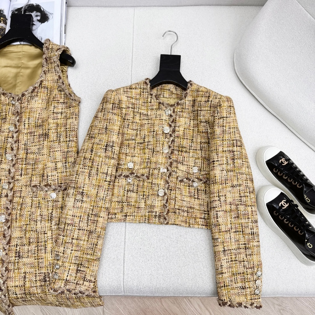 2025 เสื้อแจ็คเก็ตสีเหลืองแขนยาวผู้หญิง Cha ล่าสุด Size:S_L gwt