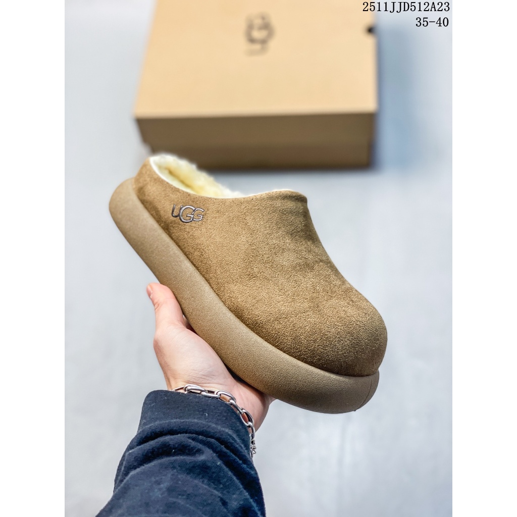 รองเท้าผ้าใบ UGG Heritage Utility