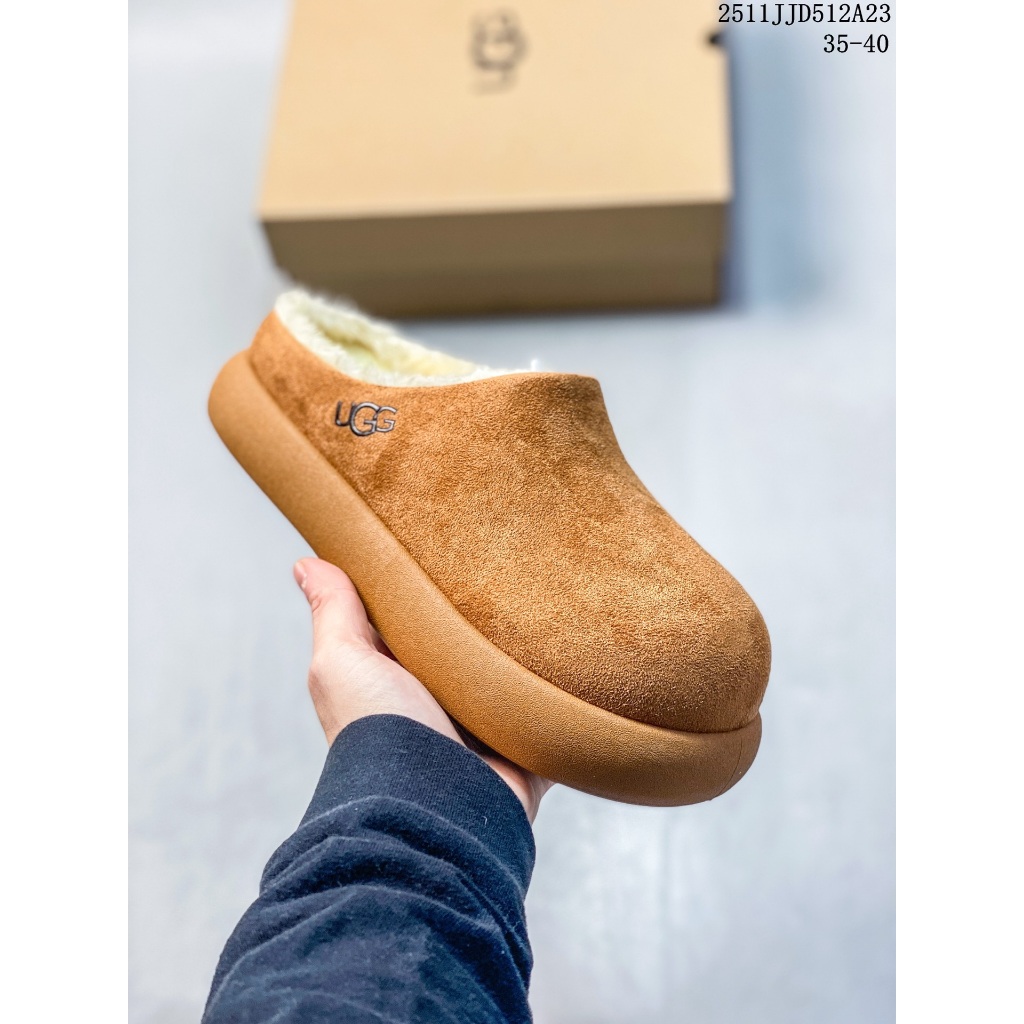 รองเท้าผ้าใบ UGG Heritage Utility
