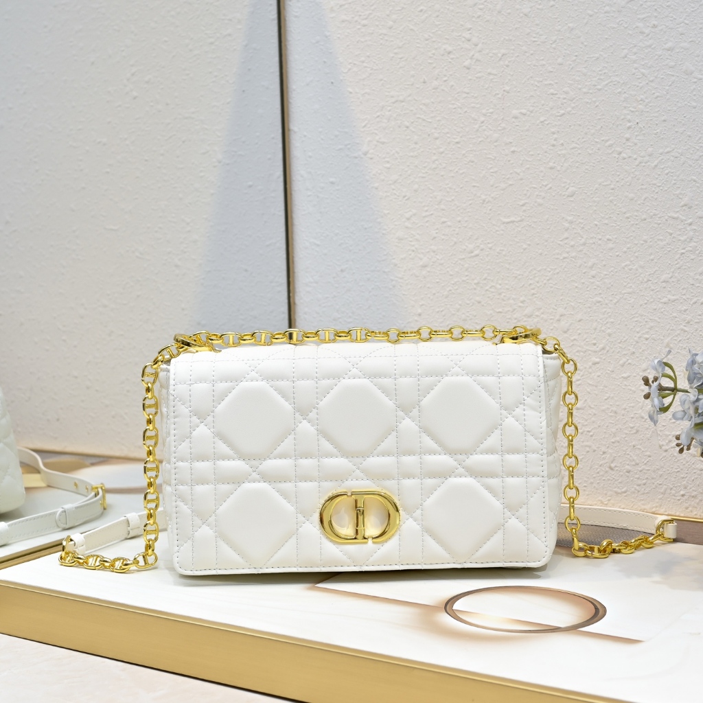 กระเป๋าโซ่รุ่นใหม่ 9253 Size: 25x16x9 cm