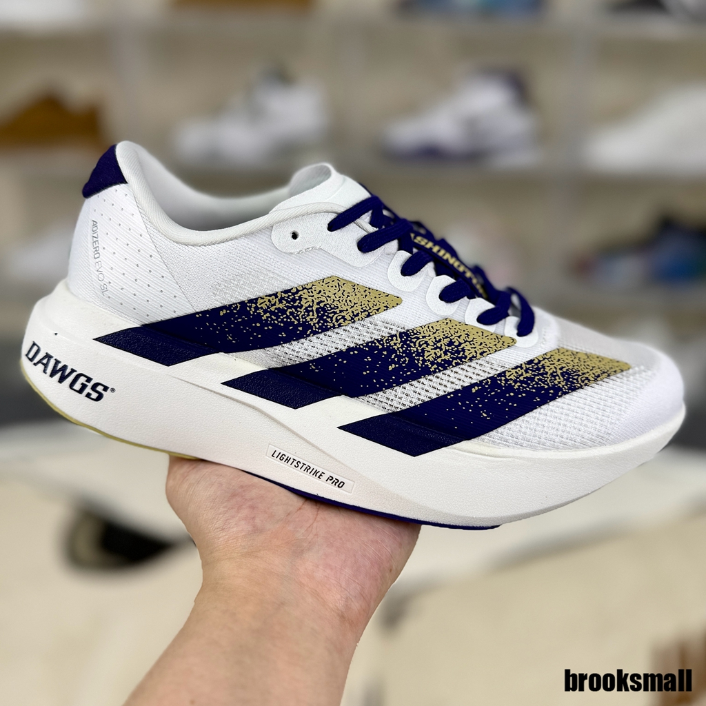 รองเท้าวิ่ง EVO SL HOKA