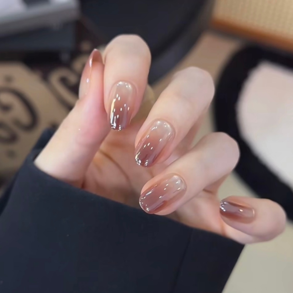 T016 เล็บปลอมสําเร็จรูป เจลแท้ ทำด้วยมือ 10 ชิ้น/กล่อง สีน้ำตาลคาราเมล มีระดับ มินิมอล เรียบง่าย สวมง่าย ใช้ซ้ำได้