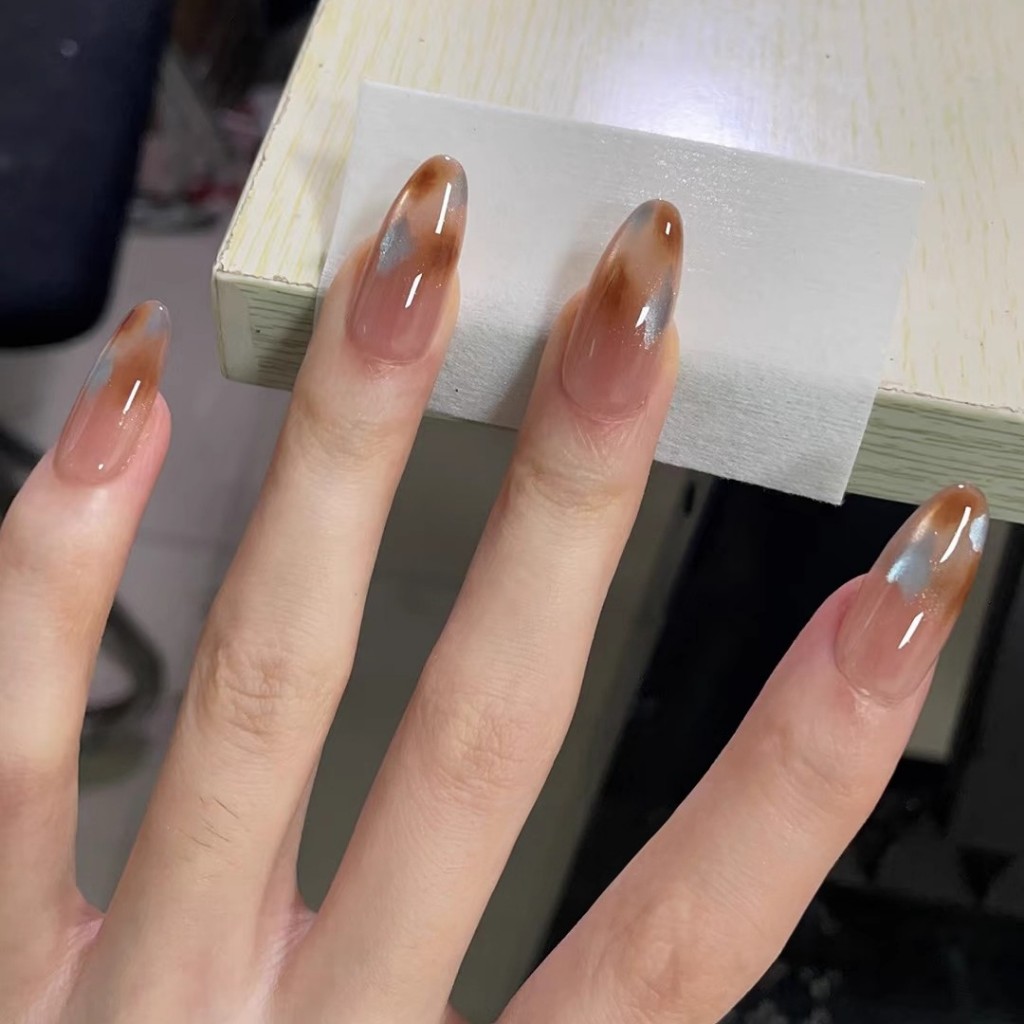 T023 เล็บปลอมสําเร็จรูป ทำด้วยมือ 10 ชิ้น/กล่อง สีอำพันคาราเมล ทันสมัย ดูแพง สวมง่าย ใช้ซ้ำได้