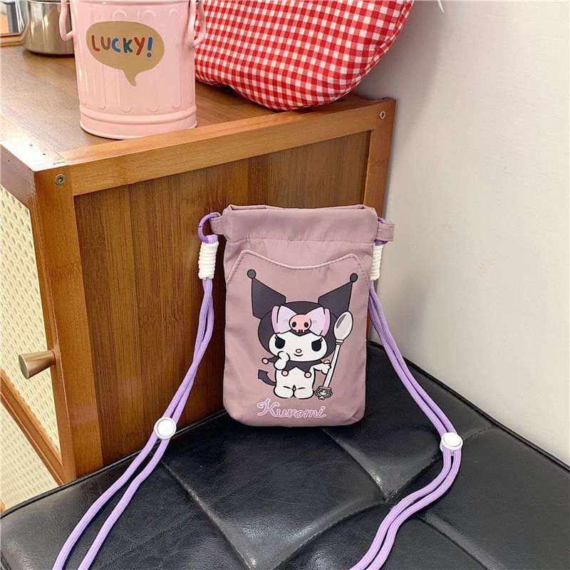 Hello Kitty Halter Bag กระเป๋าใส่มือถือและเหรียญ การ์ตูน.Crossbody ออกแบบป้องกันหายและปลอดภัย เหมาะสำหรับใช้งานในวันธรรมดาหรืองานเลี้ยง - รูปที่ 6
