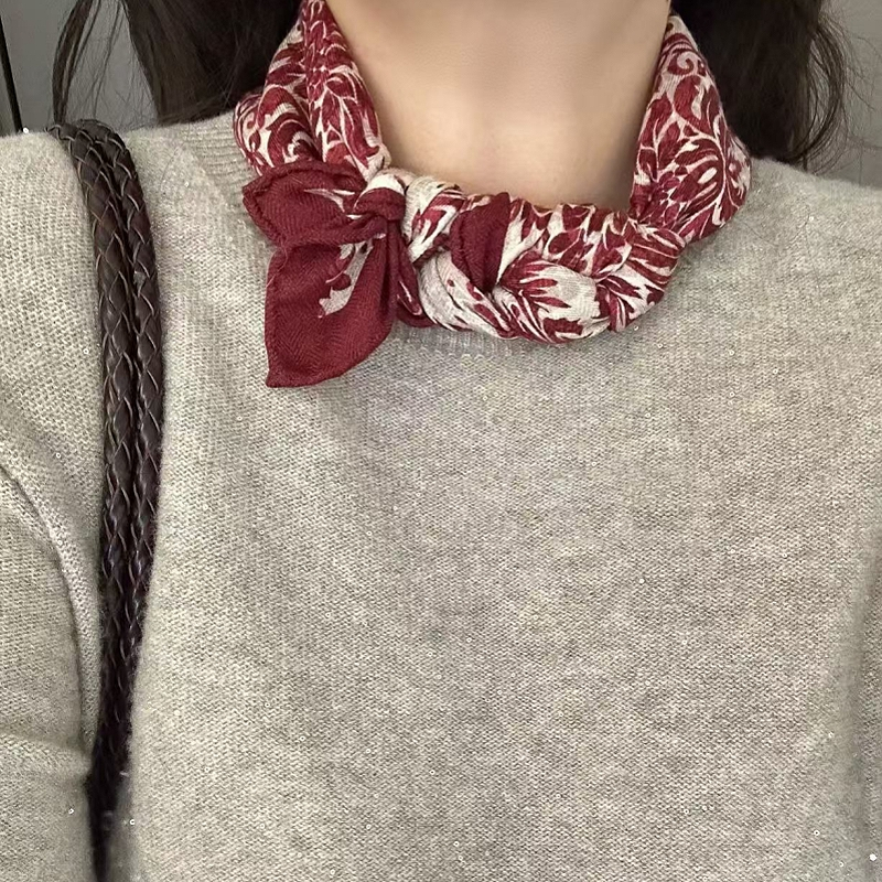 Miss_J พร้อมส่งจากกทม🎀ผ้าพันคอสี่เหลี่ยมผ้าฝ้ายและลินินขนาด 70*70 ซม. ใหม่ มีศิลปะและใช้งานได้หลากหลาย - รูปที่ 5