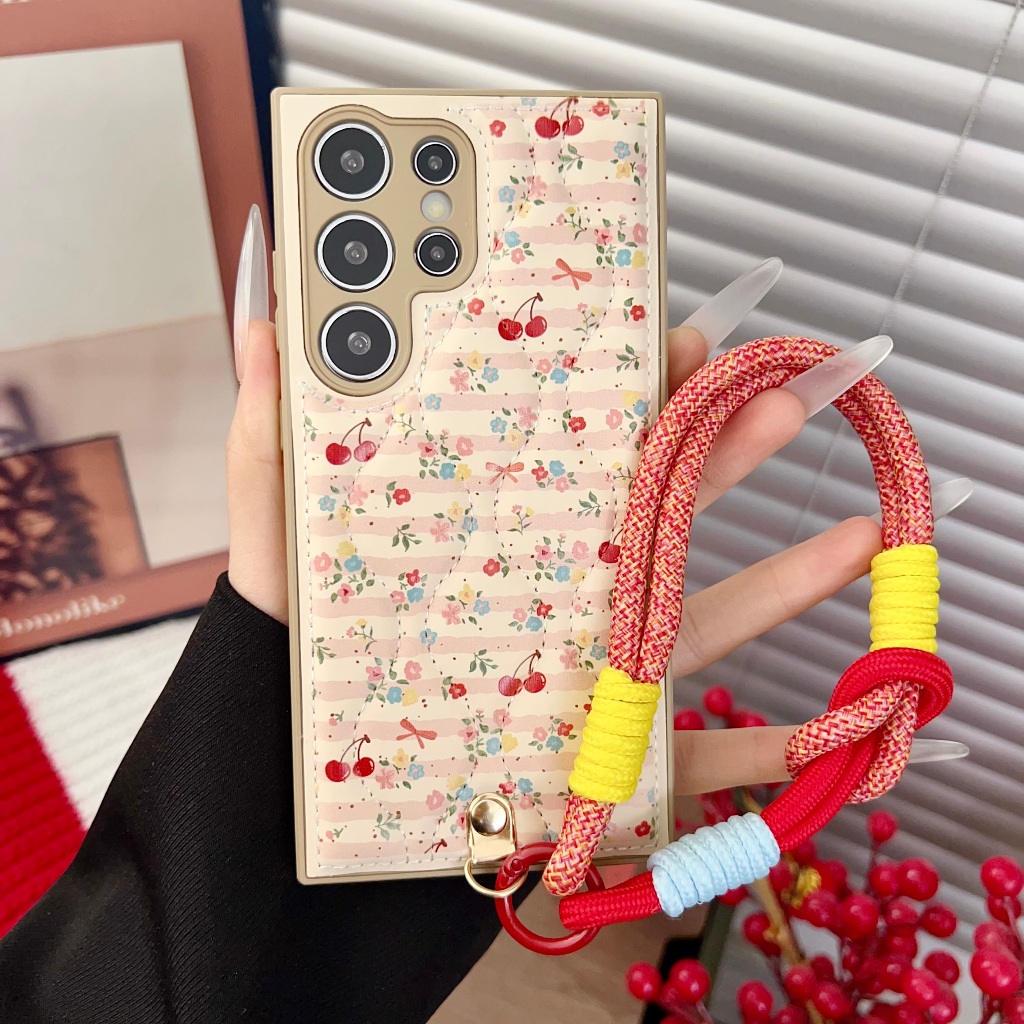 คอร์เทกซ์ สวยงาม เส้น เชอร์รี่ เชือกมือ เคส Samsung Galaxy S26 Ultra S26 Plus S26 S25 Ultra S25 Plus S25 S24 Ultra S24 Plus S24 S23 Ultra S23 Plus S23 A36 A26 A56 A53 A17 A35 A54 5G Case เคสโทรศัพท์ใหม่ ขอบซิลิโคนอ่อนขอบป้องกันการตก เคสมือถือซัมซุง