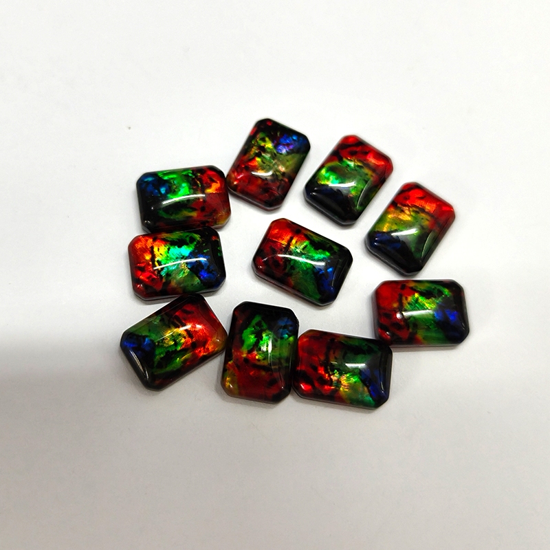 ราคาสังเคราะห์ Ammolite Precious Stone สี่เหลี่ยมผืนผ้าที่มีสีสัน Octangon Cabochon Stones Ammolite 