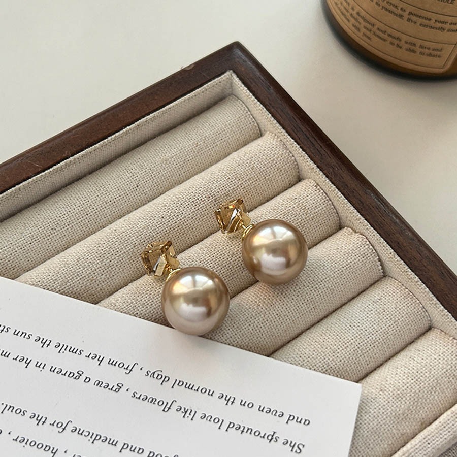 ต่างหูมุก Rhinestone กระพริบ ออกแบบเอกลักษณ์ หรูหรา สำหรับคนชอบแฟชันระดับไฮเอนด์ ราคา ถูกที่สุด ดีลบีเคเค แกลเลอรีภาพที่ 2