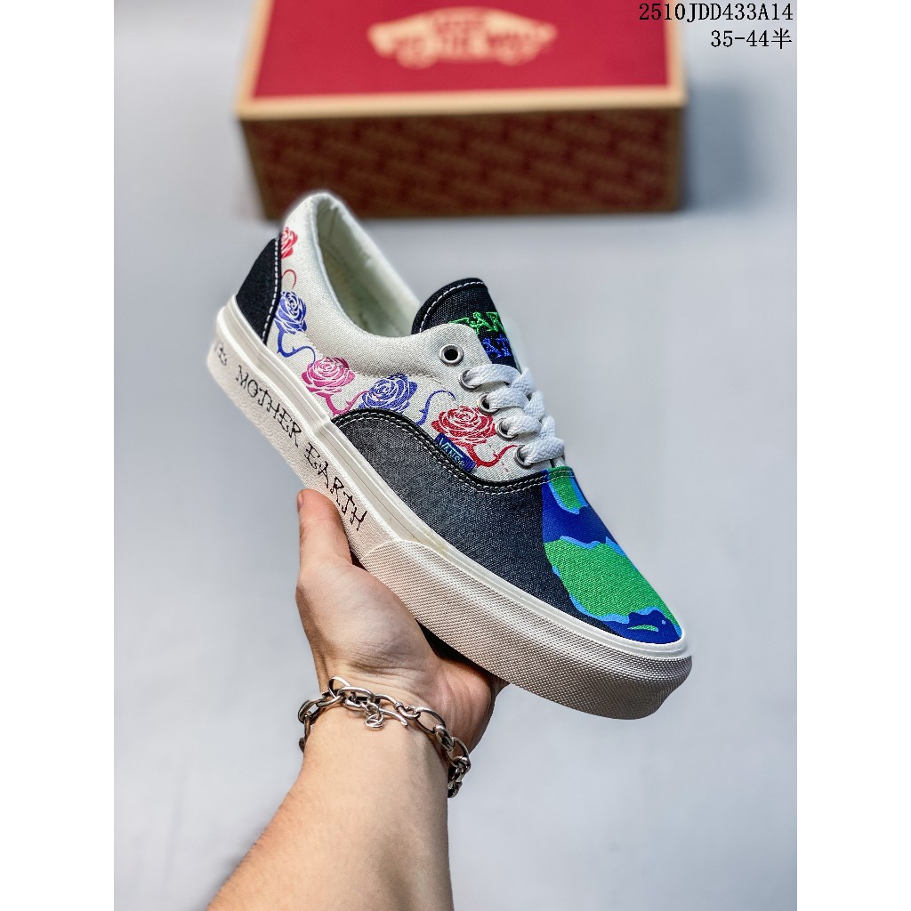 Vans Love Mother Earth รองเท้าลําลอง