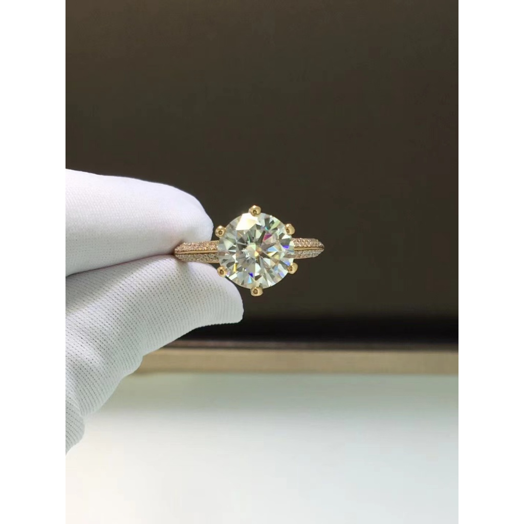 สุดสวย 18K Rose Gold 3 กะรัต Half Wall River Moissanite แหวนน้ําหนัก 3.92g หลวมหิน 9.0 มม.ฟรีบรรจุภั