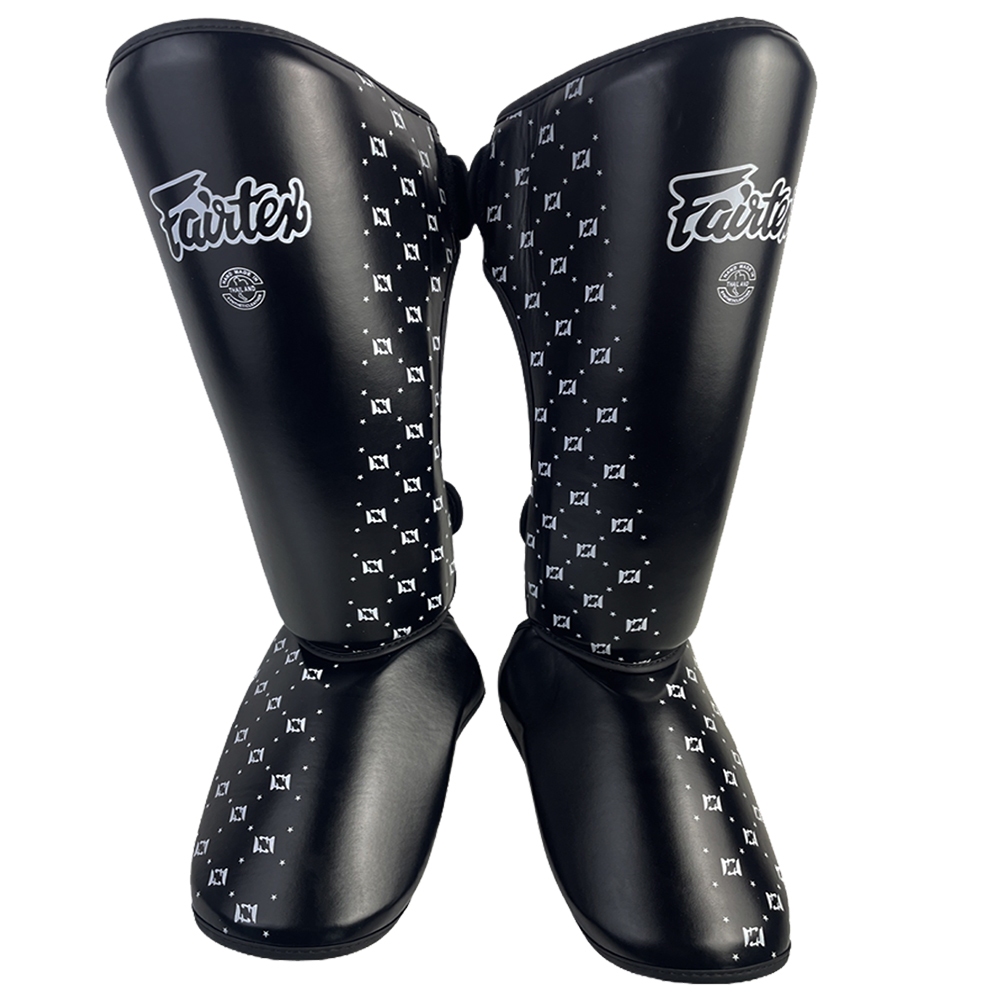 สนับแข้ง Fairtex Professional สำหรับการฝึกฝนและแข่งขัน Muay Thai และ MMA