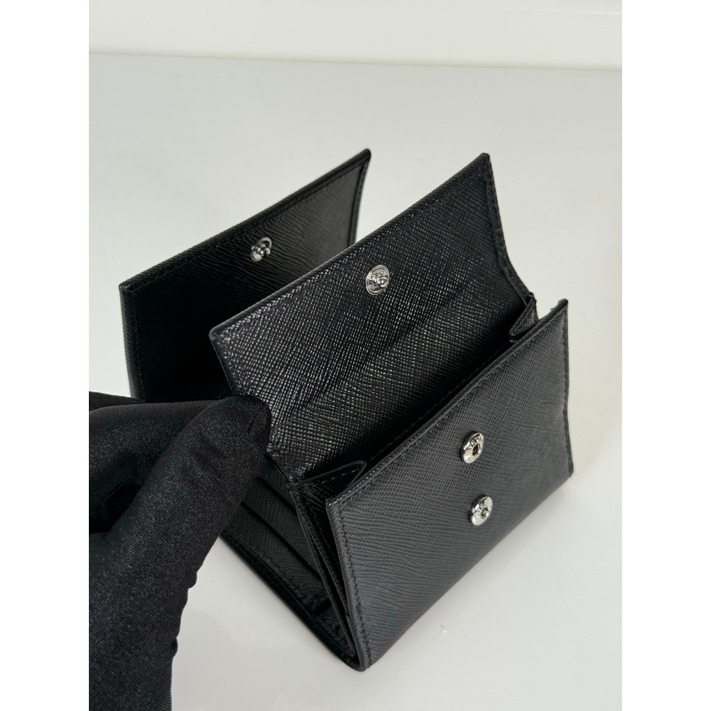 [SR-STUDIO] กระเป๋าสตางค์สตรีแบบใหม่ สีดำ แบบสามพับ