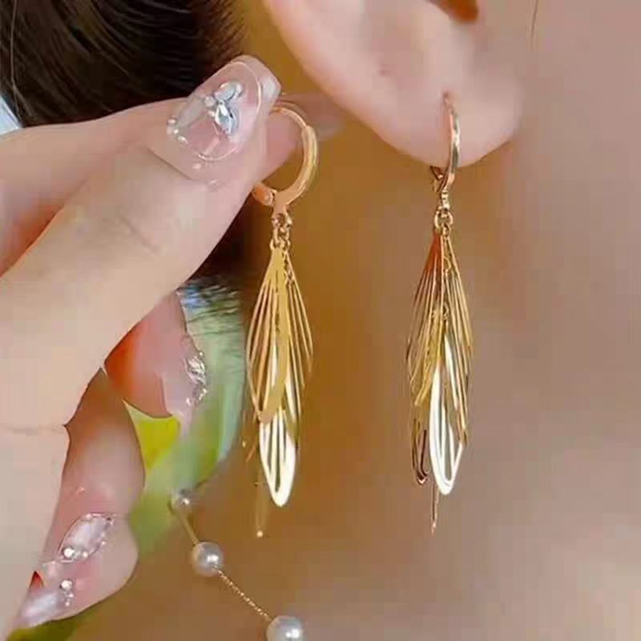 ต่างหูพู่ปีกทองแฟชั่น Classy Niche ต่างหูยาวระดับไฮเอนด์ต่างหู