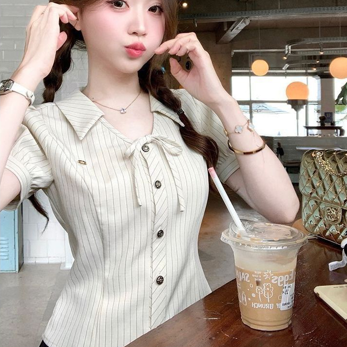 Laterme เสื้อเชิ้ตคอวีผูกเชือกลายทางสไตล์สาววิทยาลัยย้อนยุคหวานๆ สไตล์เกาหลีสำหรับฤดูร้อนใหม่