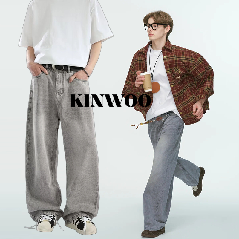 KINWOO กางเกงยีนส์ผู้ชาย [สีเทาอ่อน] ขากว้างทรงหลวมเท่ เนื้อผ้านุ่ม ใส่สบาย 2025 ใส่เที่ยวทะเล/ชีวิตประจำวัน #แฟชั่นผู้ชาย #ยีนส์ขากว้าง