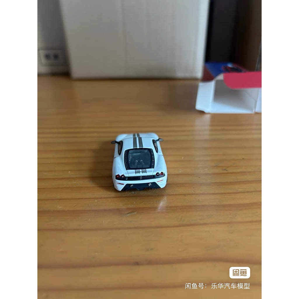 LittleHunter 1/64 Ferrari F430 Spider 16M โมเดลรถโลหะผสมสีขาว