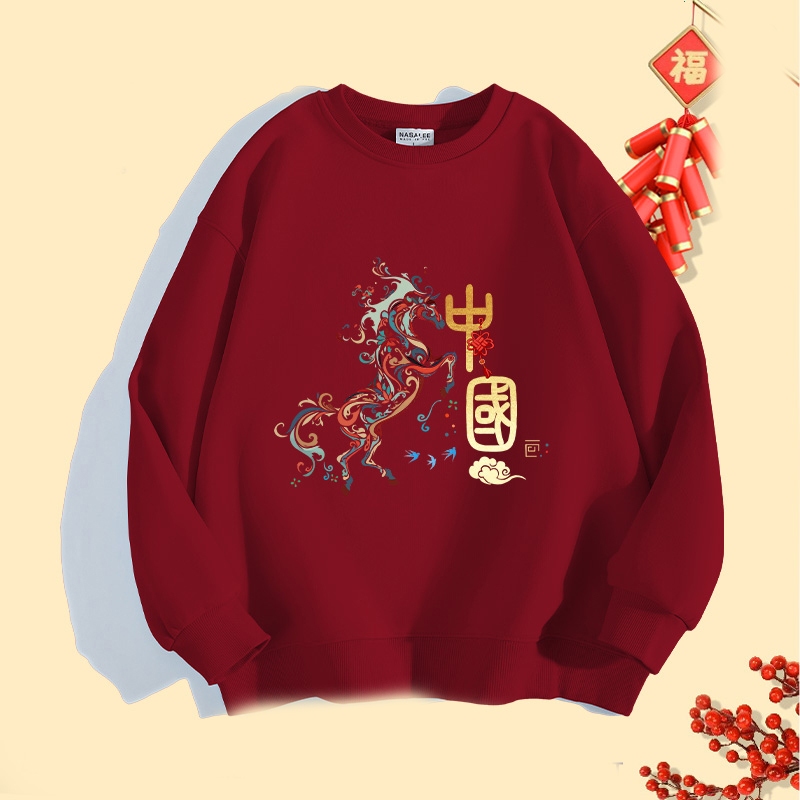 2026ปีใหม่สไตล์จีนเก๋ไก๋คอกลมsweatshirtsปีม้าพิมพ์ลายlong sleevesเสื้อ oversizeฤดูใบไม้ร่วงเสื้อคู่ใส่สบายเสื้อสเวตเตอร์