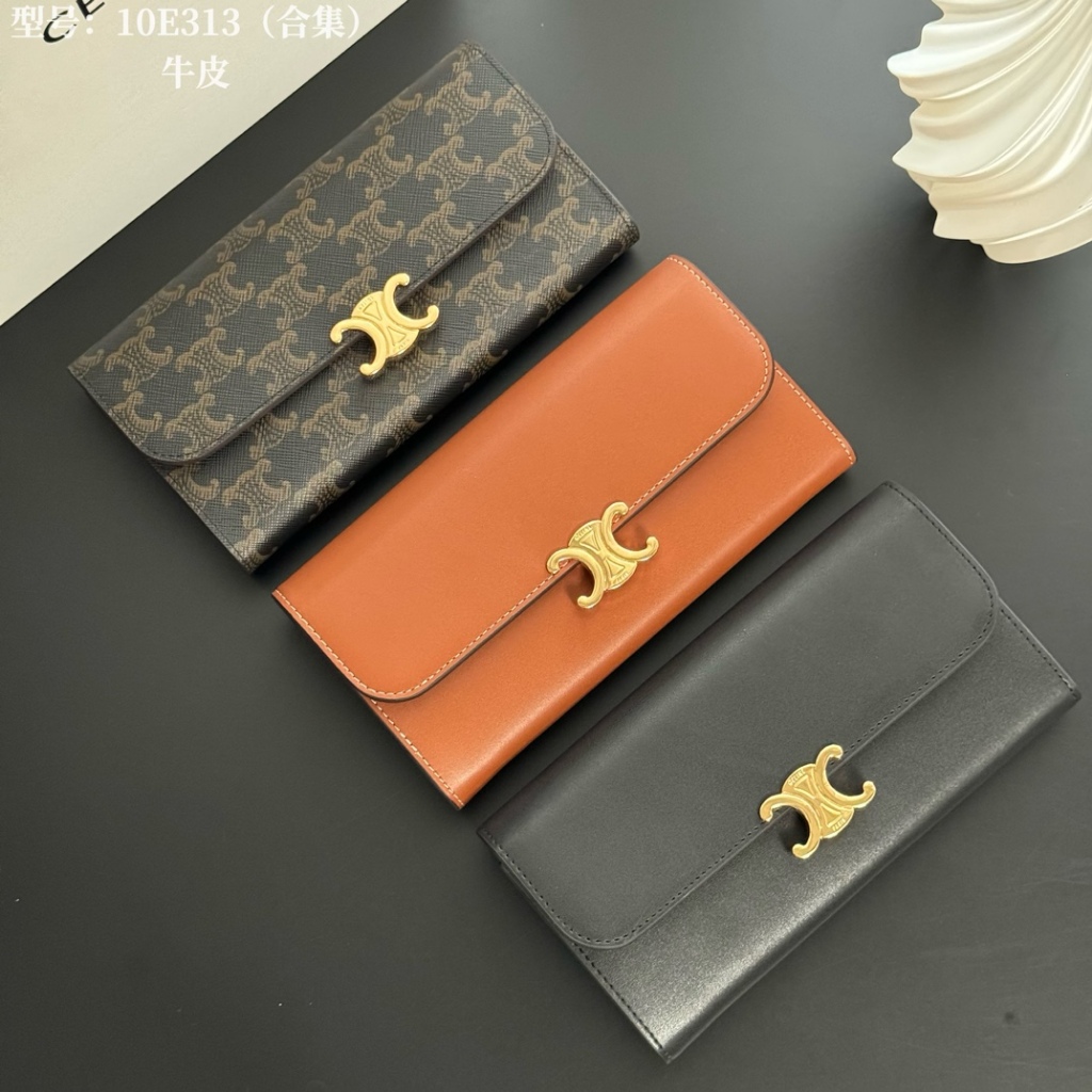 สินค้าใหม่ - Passport Holder C10E313