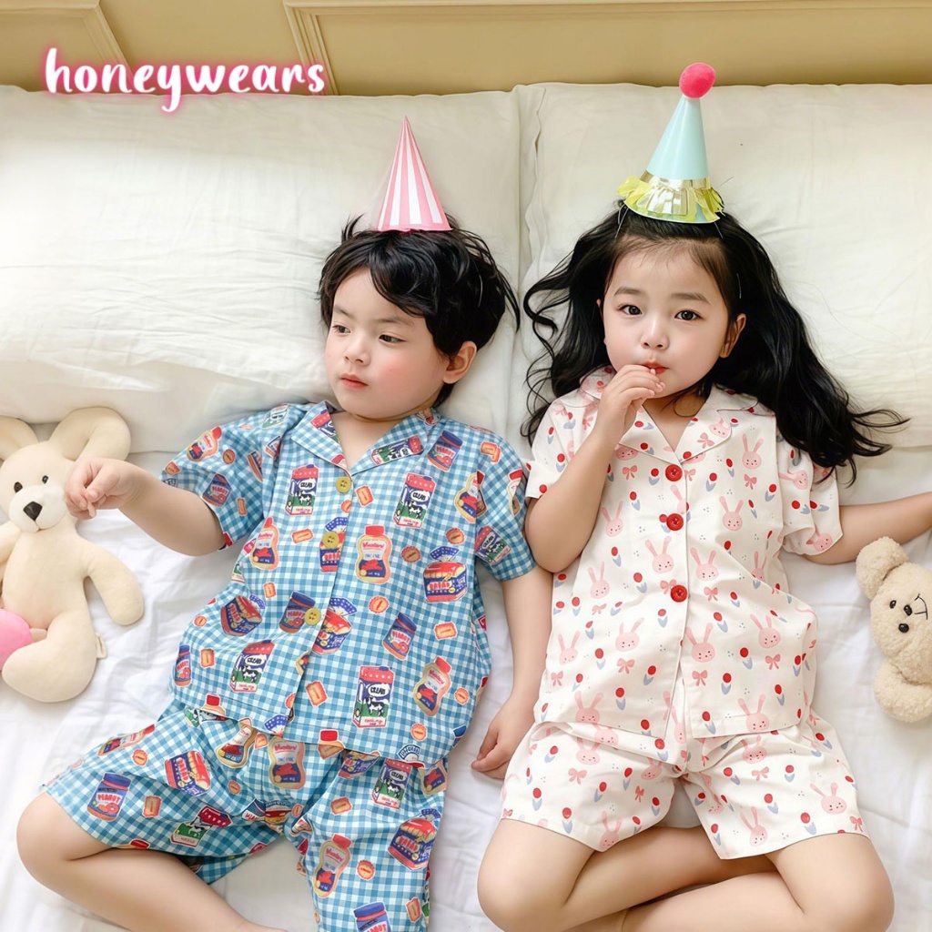 honeywears⚡พร้อมส่ง⚡ชุดนอนเด็กน่ารัก ชุดใส่ในบ้าน ชุดสองชิ้นแขนสั้น ลำลอง ผ้าใส่เย็นสบาย เหมาะสำหรับเด็กผู้ชายและเด็กหญิง ไซส์ 110-150