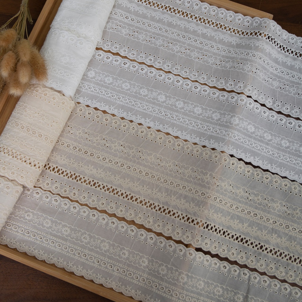 หัตถกรรมตัดผ้าฝ้ายลูกไม้สำหรับกุ๊นเสื้อผ้าและข้อมือกางเกง พร้อมตกแต่งบ้าน