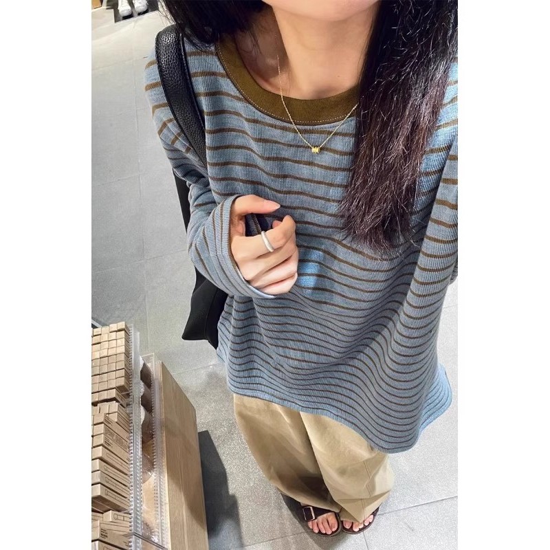 【BANKO】เสื้อยืดแขนยาวลาย.BLUE สไตล์เกาหลียุคใหม่สำหรับผู้หญิง ทรงหลวมใส่สบายในฤดูใบไม้ร่วง