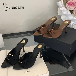 Munroe รองเท้าส้นสูง รุ่นใหม่ ส้นเล็ก จีบ หัวเข็มขัดโลหะ ปลายแหลม อารมณ์แฟชั่น