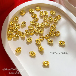 Rou Bao 10 ชิ้นเล็บปีใหม่ทอง Mini Yuanbao Sycee เล็บโลหะผสม 3D DIY หรูหราตกแต่ง