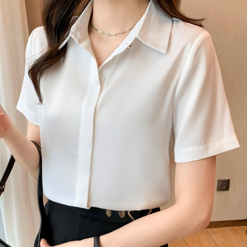 เสื้อเชิ้ตแขนสั้นผู้หญิง สีพื้น ทรงไหล่ตก กระดุมหน้า(ปุ่มซ่อน) ดีไซน์คลาสสิค ผ้าไหมอิตาลีอย่างดี ผ้าไม่หนามาก ผ้าใส่สบาย