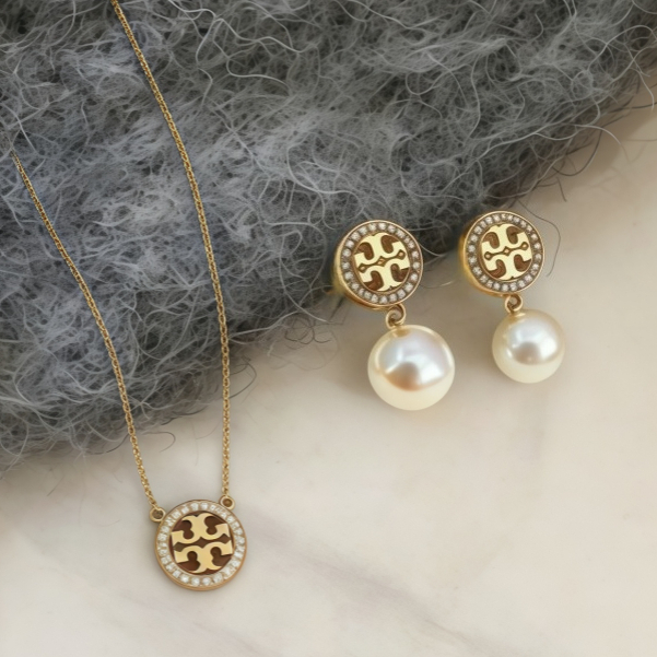 ชุดแฟชันสไตล์ฝรั่งเศสมุกกระดุม และแบบเกาหลีมินิมอลสีพีช ชุดสองชิ้น