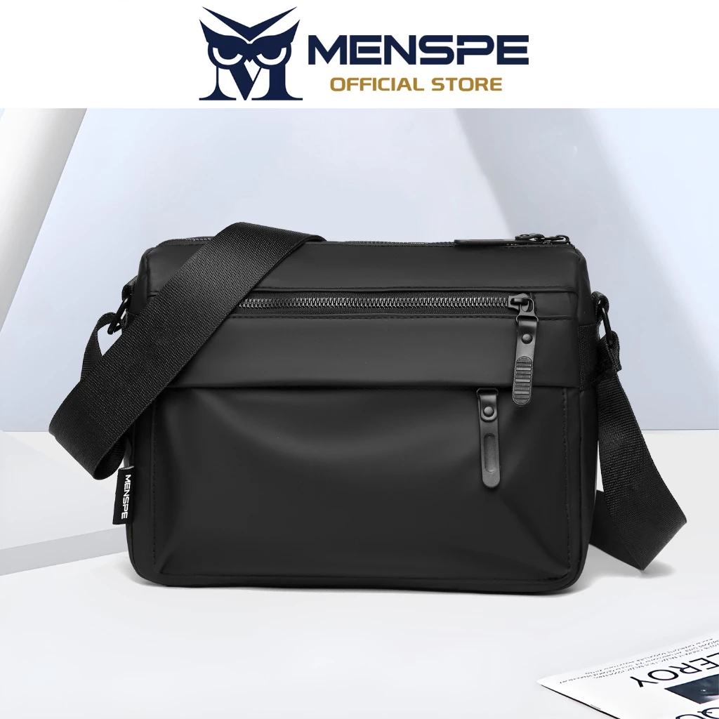 MENSPE กระเป๋าสะพายไหล่ผู้ชายแฟชั่น Messenger ความจุขนาดใหญ่กระเป๋าข้ามร่างกายกันน้ําน้ําหนักเบากระเป๋าลําลอง