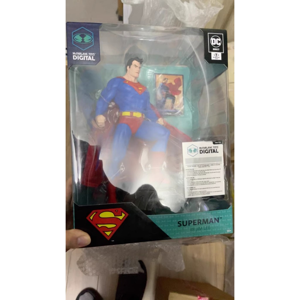 ตุ๊กตารูปปั้น McFarlane Lee Superman