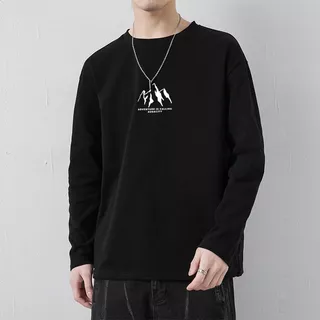 แฟชั่นคอกลมแขนยาวเสื้อยืดเรียบง่ายพิมพ์ลายแขนยาวหลวมด้านบนผู้ชายฤดูใบไม้ร่วงที่อบอุ่นประเทศไทยจัดส่งที่รวดเร็ว