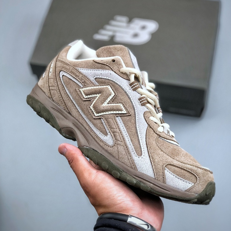 New Balance 204L รองเท้ากีฬาสําหรับบุรุษและสตรีรองเท้าวิ่ง