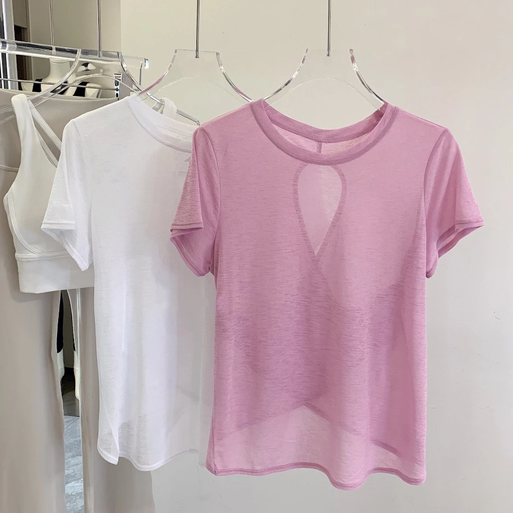 เสื้อยืดโยคะผู้หญิง แขนสั้น ทรงหลังโฮลโลว์ thumbnail 3