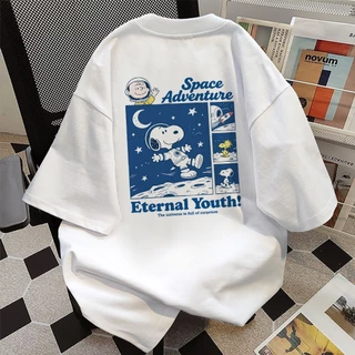 (คอลเล็กชั่นสนูปี้) ผ้าฝ้าย 100% Luvoro 2025 ลายสนูปปี้สุดน่ารัก เสื้อยืดชาย ผู้หญิง คอกลม ลาย เนื้อผ้านุ่มระบายอากาศดี แขนสั้น สีดำ สีขาว วินเทจ แฟชั่นย้อนยุค ผ้าฝ้าย วัยผู้ใหญ่ ชุดคู่รัก พิเศษขนาดใหญ่ C180