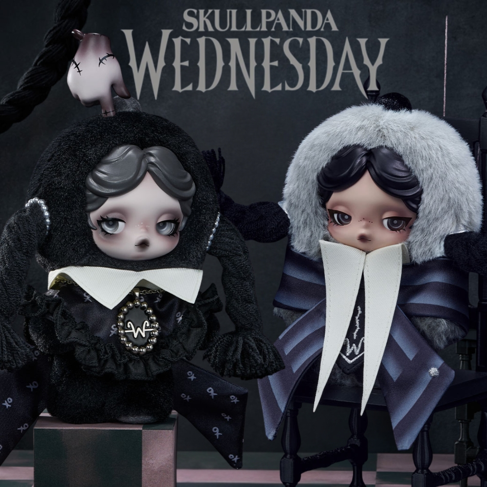 POP MART SKULLPANDA จี้ตุ๊กตาผ้ากํามะหยี่วันพุธ - Nevermore Academy เวอร์ชั่นเครื่องแบบ SP Wednesday