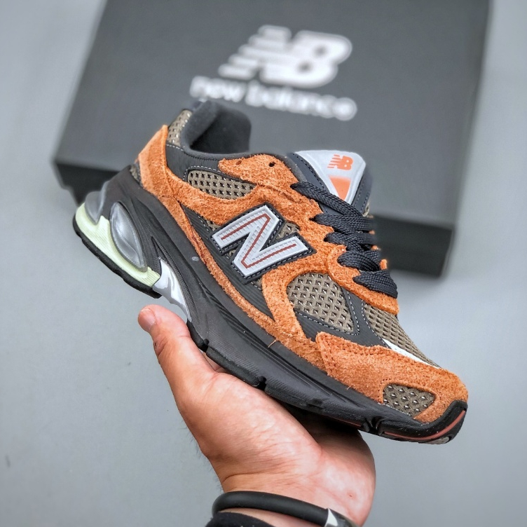 New Balance NB2010 รองเท้ากีฬาลําลองสําหรับบุรุษและสตรีสีส้ม