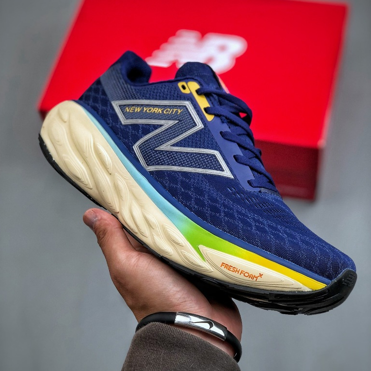 New Balance NB Fresh Foam Evoz v2 รองเท้ากีฬาสําหรับบุรุษและสตรีรองเท้าวิ่งสีน้ําเงิน