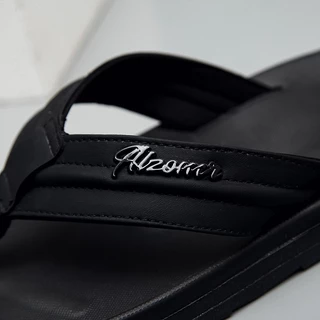 AIZOMR รองเท้าแตะผู้ชาย รองเท้าแตะ ทนต่อการสึกหรอ กันลื่น รองรับอุ้งเท้า สไตล์สีทึบ รุ่น A2251